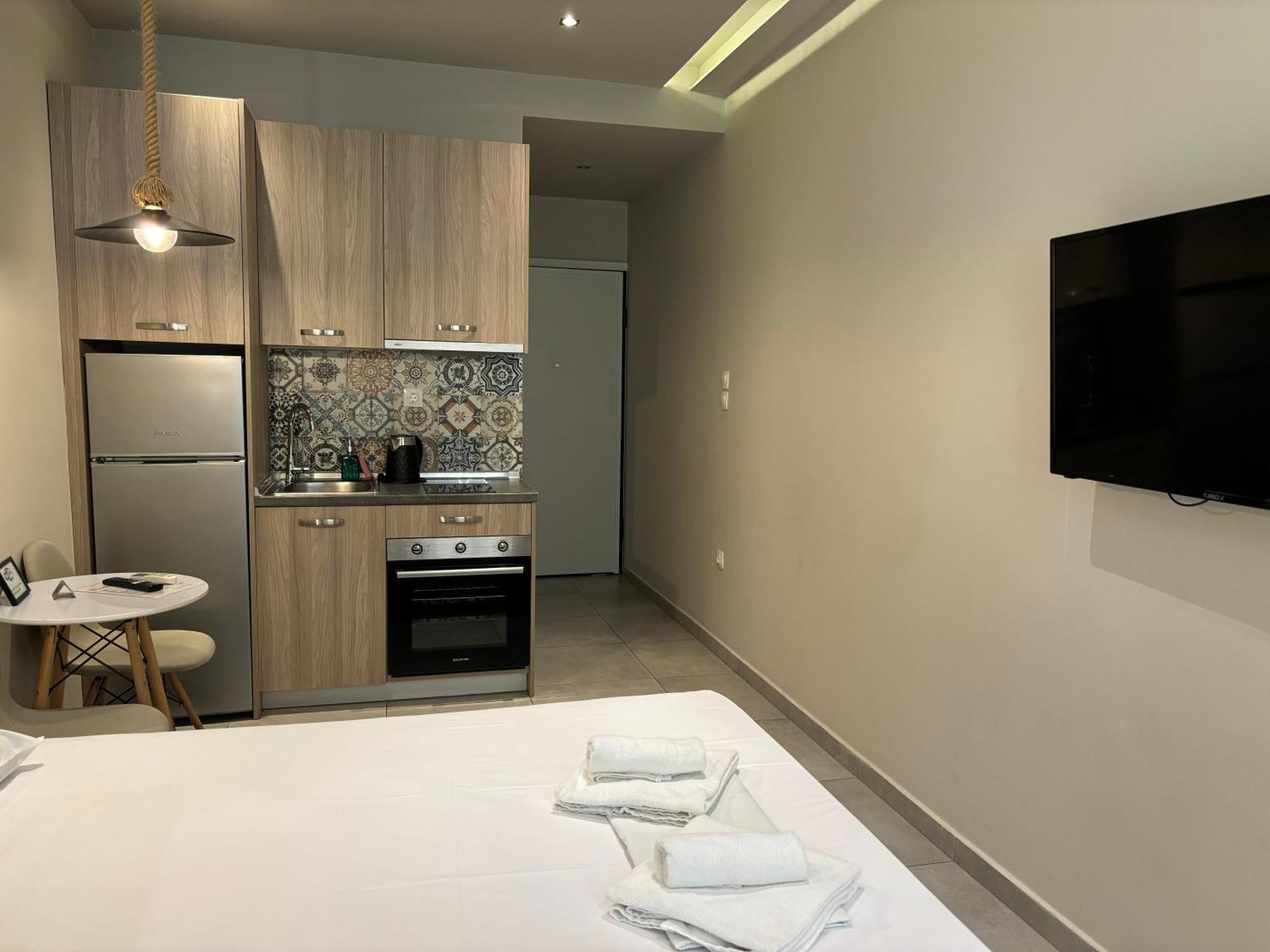 Upper Floor, The Luxury Suites 塞萨洛尼基 外观 照片