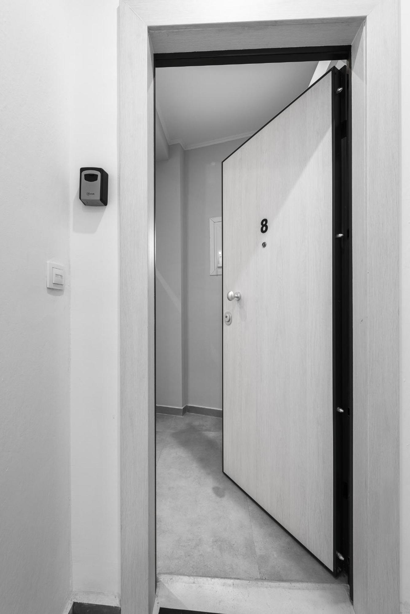 Upper Floor, The Luxury Suites 塞萨洛尼基 外观 照片